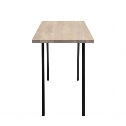 Smukt nordisk skrivebord fra Bloomingville. Cozy.  145x75x55 cm