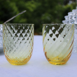 Swirl & Harlequin Glas i citron gul fra Anna Von Lipa