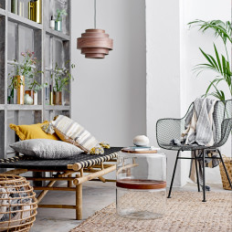 Få den mest hyggelige udestue med Vida daybed i sort