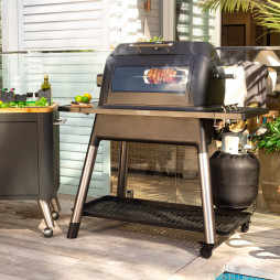 Så flot ser det ud når rotisseri systemet er monteret på din Furnace gasgrill