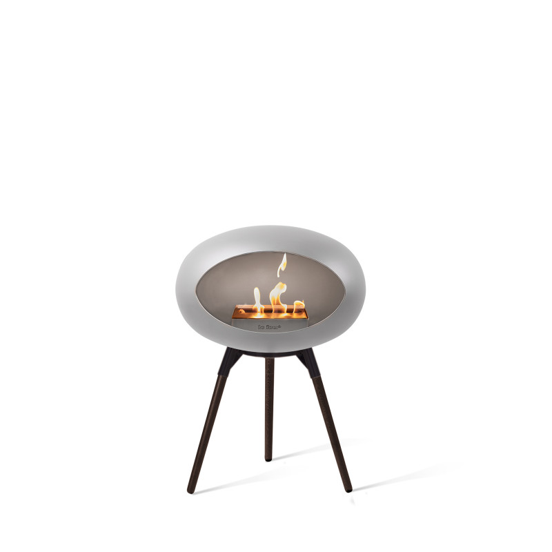 Ground Low biopejs i nikkel med sort underskål og sorte ben  (L: 45 cm) fra Le Feu
