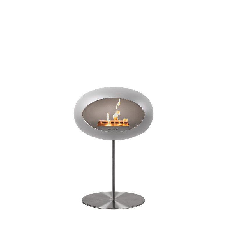 Ground Steel Low biopejs i nikkel farve med stål fod (L: 50 cm) fra Le Feu