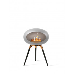 Ground Low biopejs i nikkel farve med underskål og brænder i Rose Gold og ben i røget eg (L: 45 cm) fra Le Feu