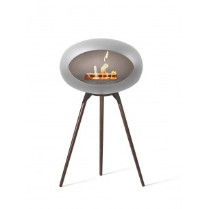 Ground Wood biopejs i nikkel farve med sort underskål og ben (L: 79 cm) fra Le Feu
