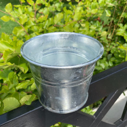 Potte, zink farvet fra PLINT