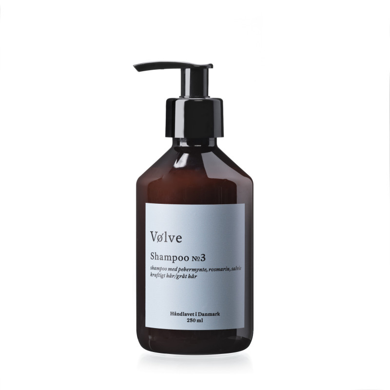 Shampoo No. 3 med rosmarin, salvie og pebermynte fra Vølve. Økologisk og vegansk.