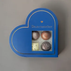 Blå Hjerte gaveæske med 4 chokolader
