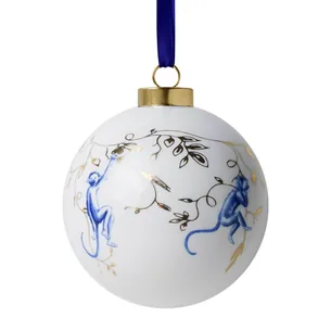 Juletræskugle med aber  monkey swing  Ø 8 cm | Heinen Delfts Blauw