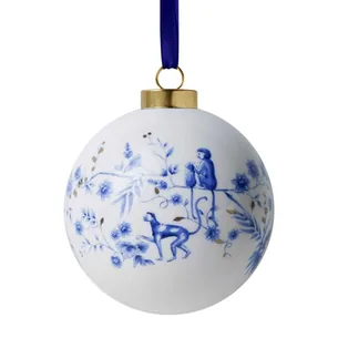 Juletræskugle med aber  Ø 8 cm | Heinen Delfts Blauw