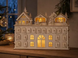 Julekalender i træ med lys