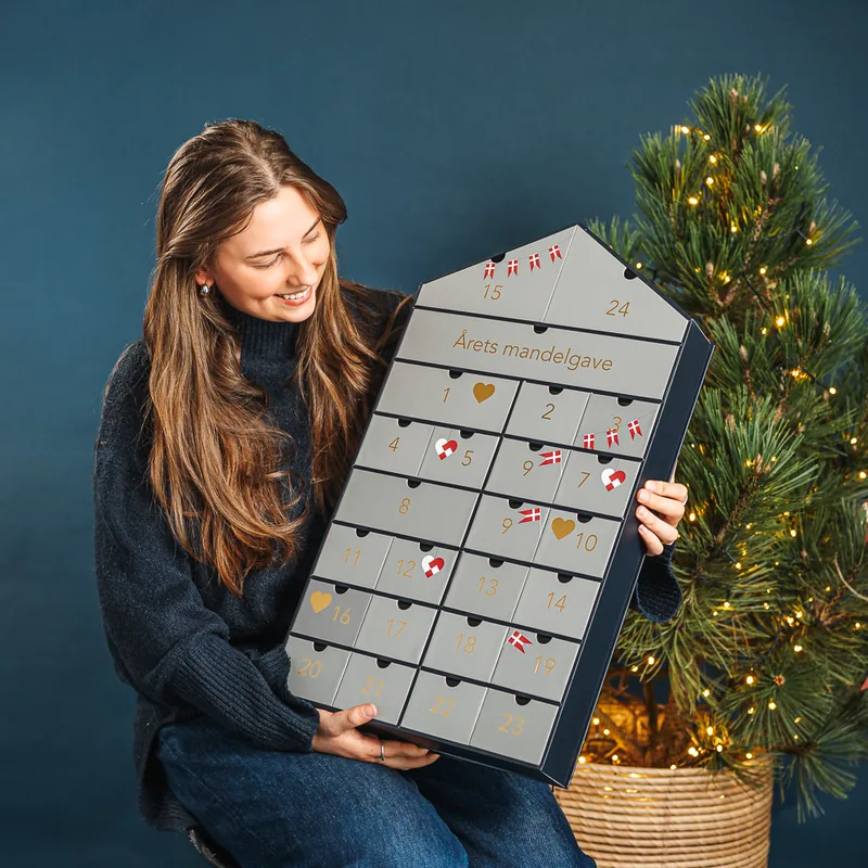 Kæmpe chokolade-julekalender 2025  Luksus Cocoture kalenderhus (1165g)