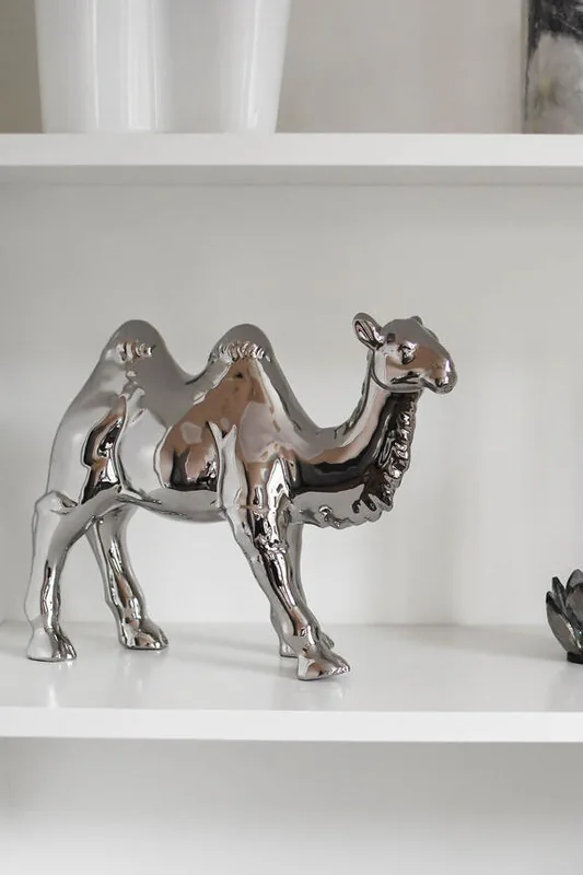 Kamel, sølvfarvet - H24 cm