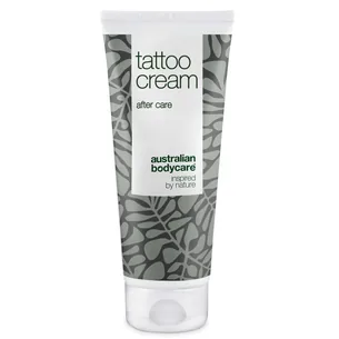 Tattoo Creme  -  Fugter, beroliger og bevarer farven â Tattoo Creme med Panthenol og Ricinusolie fugter, beskytter og plejer både nye og gamle tatoveringer. Holder farverne friske. - 1 stk.
