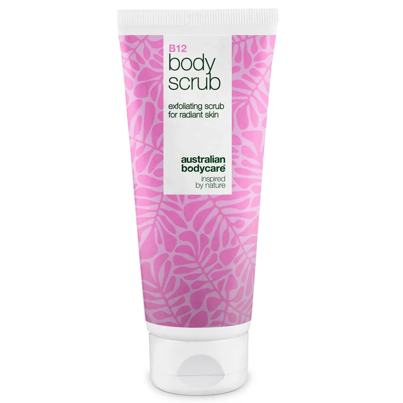 B12 Body Scrub  -  Eksfoliér og fugt for en blød, strålende hud â Få en fornyet hud med B12 Body Scrub. Eksfolierer og fugter, så huden efterlades blød, glat og strålende. - 200 ml / 3 stk.