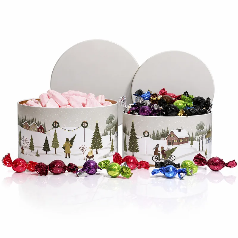 Julekagedåser fra Pillivuyt med 2 kg. chokolade og juleskum  Tilbud